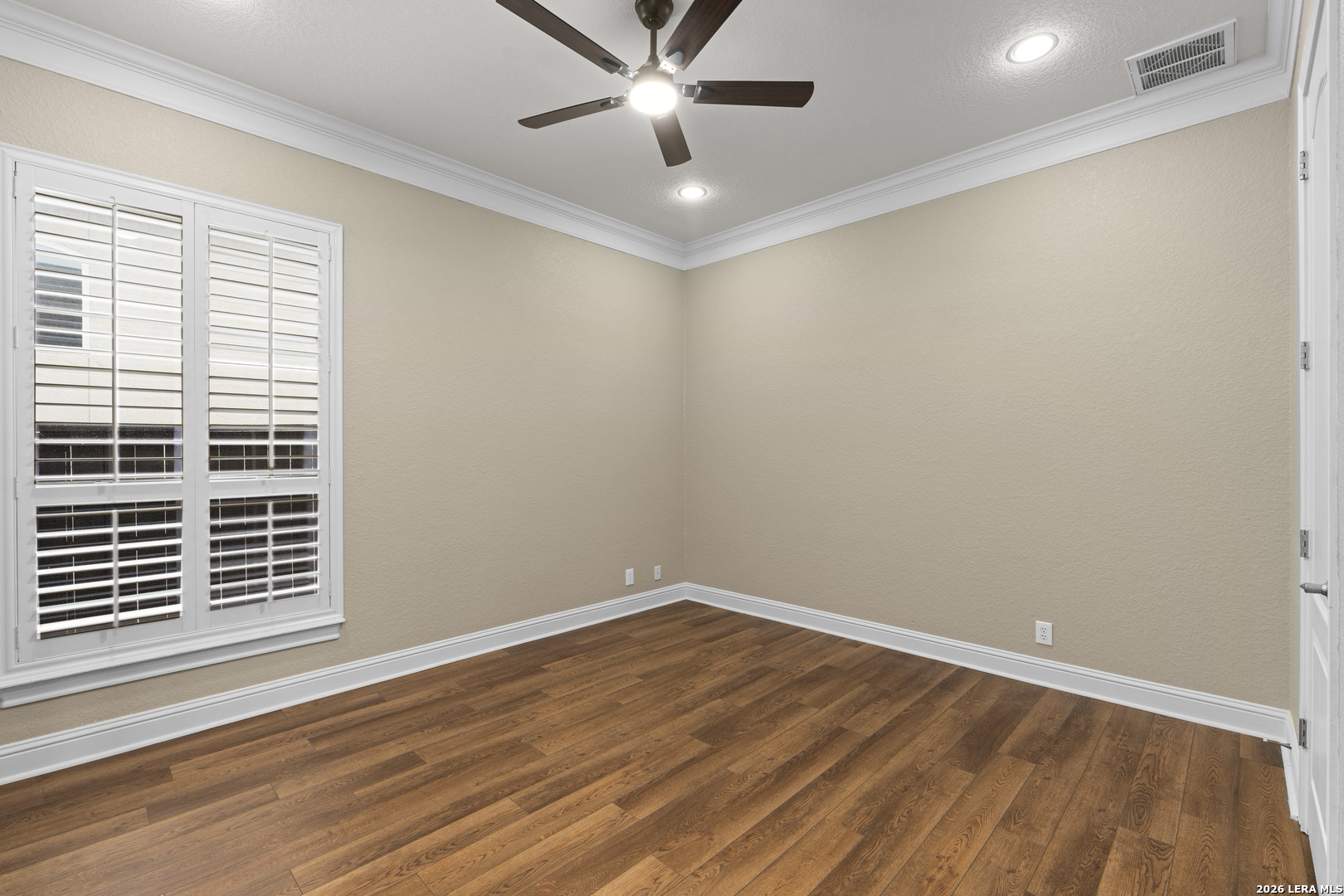 1911 Far Niente San Antonio TX 78258