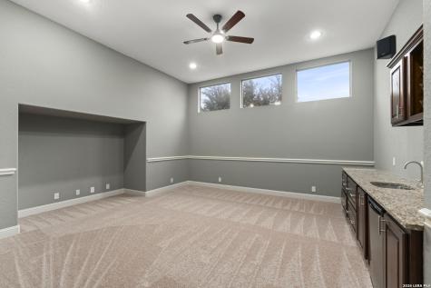 1911 Far Niente San Antonio TX 78258
