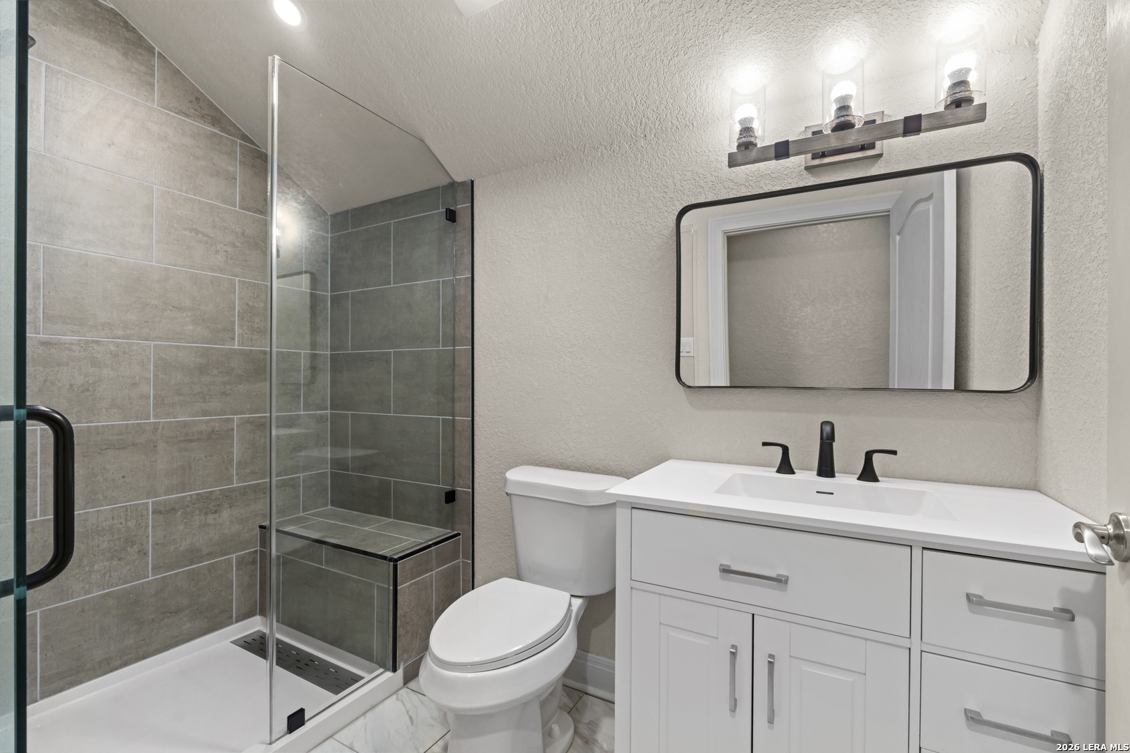 1911 Far Niente San Antonio TX 78258