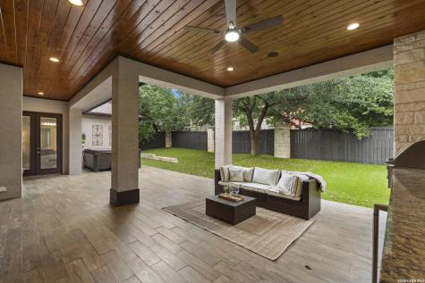 1911 Far Niente San Antonio TX 78258