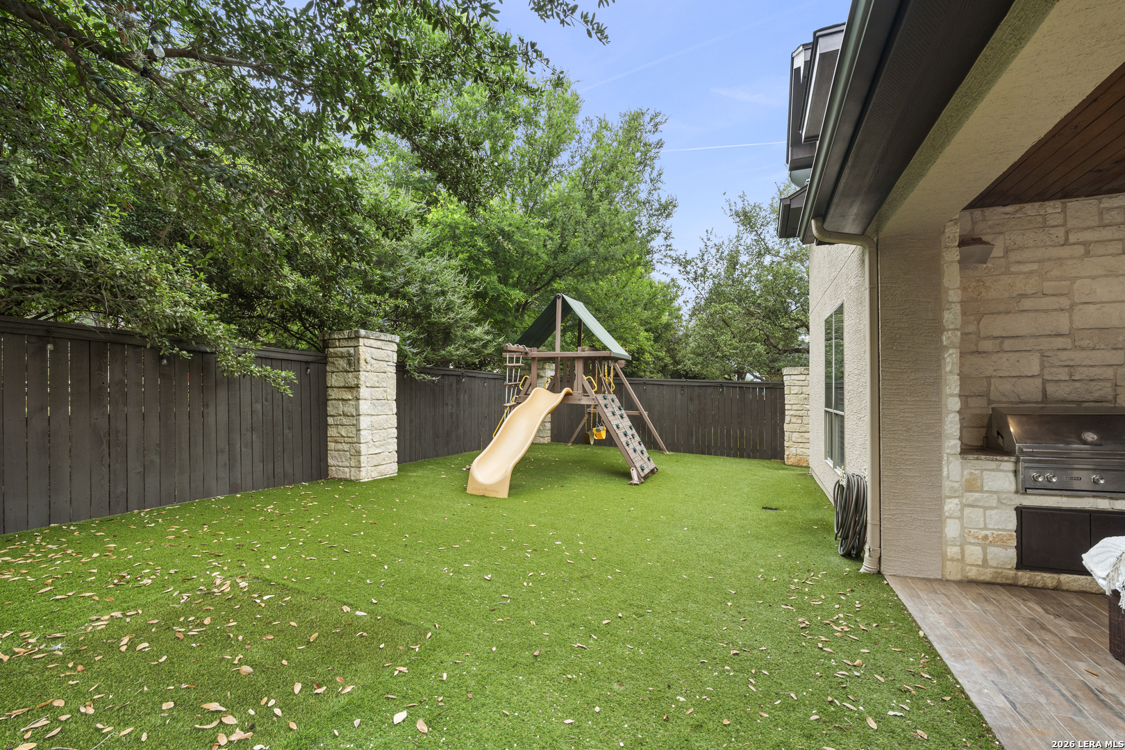 1911 Far Niente San Antonio TX 78258