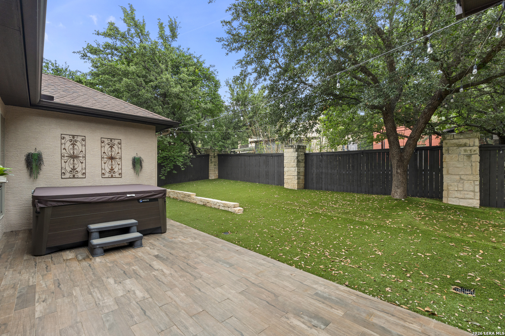1911 Far Niente San Antonio TX 78258