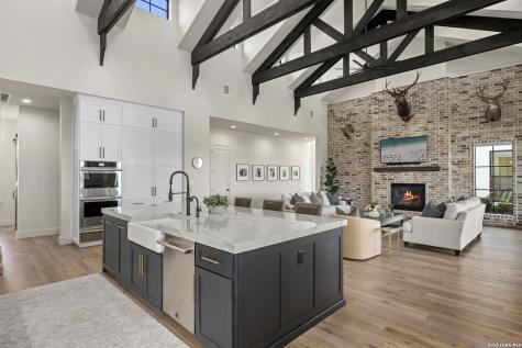 11326 Montell Point Boerne TX 78006