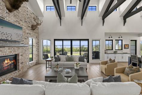 11326 Montell Point Boerne TX 78006