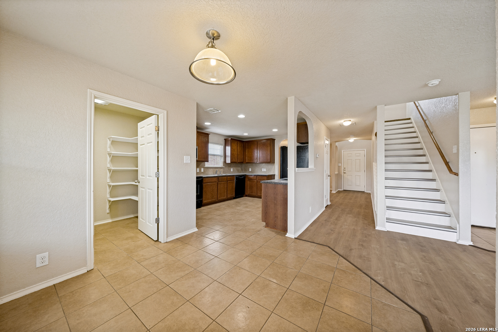 7002 Laguna Beach Converse TX 78109