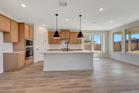5011 Estates Oak Way San Antonio TX 78263