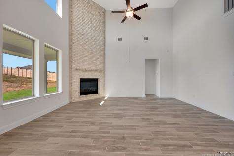 5011 Estates Oak Way San Antonio TX 78263
