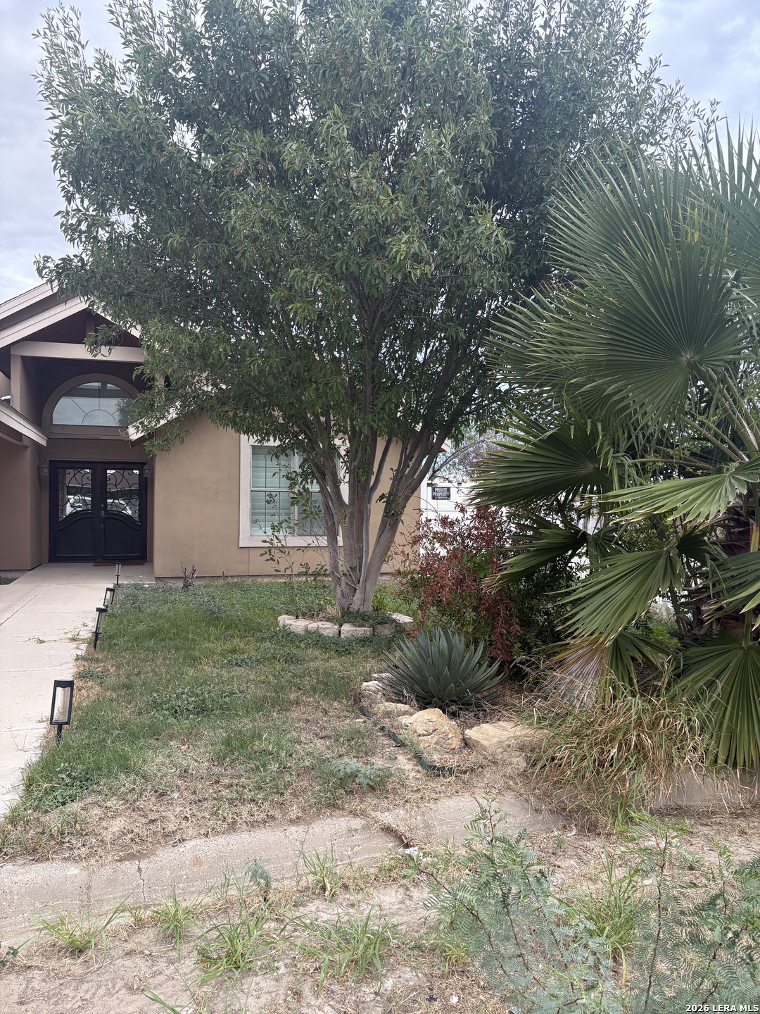 209 Santa Fe Trail Eagle Pass TX 78852