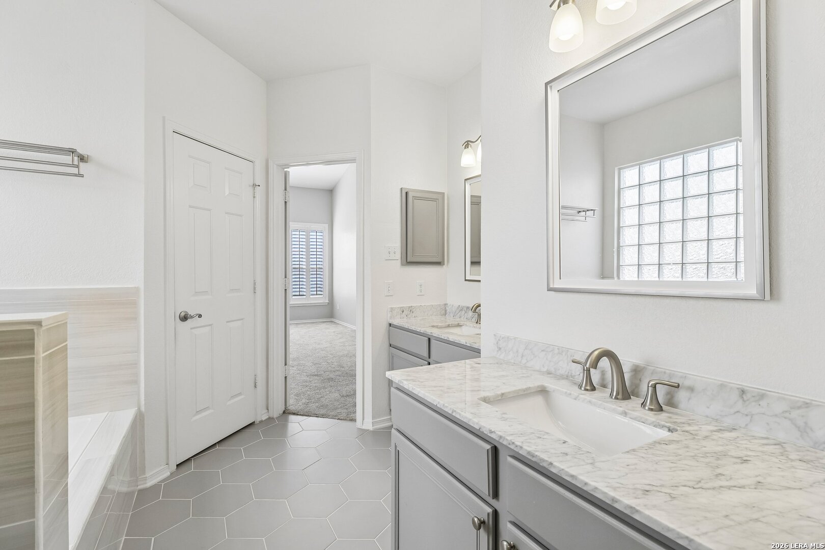21110 Villa Valencia San Antonio TX 78258
