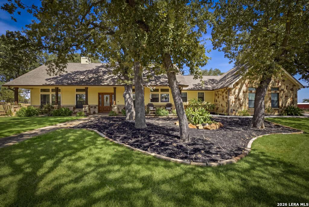 15 Post Oak Road La Vernia TX 78121