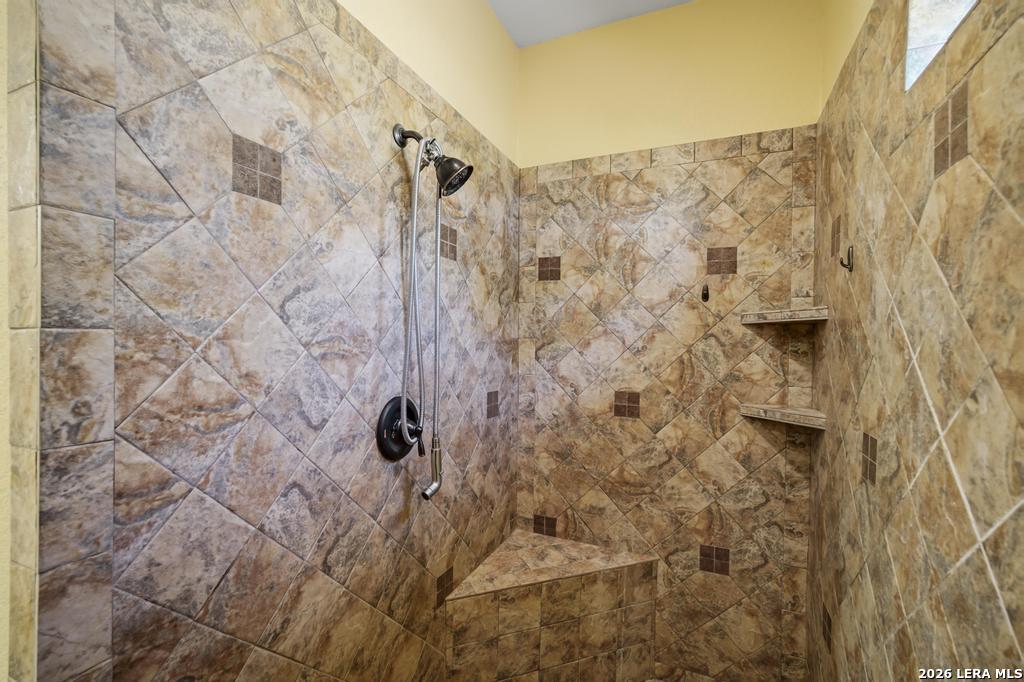 15 Post Oak Road La Vernia TX 78121
