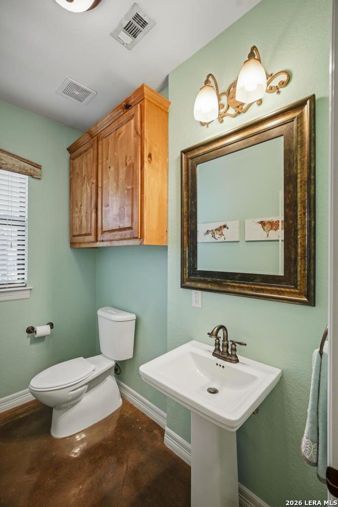 15 Post Oak Road La Vernia TX 78121