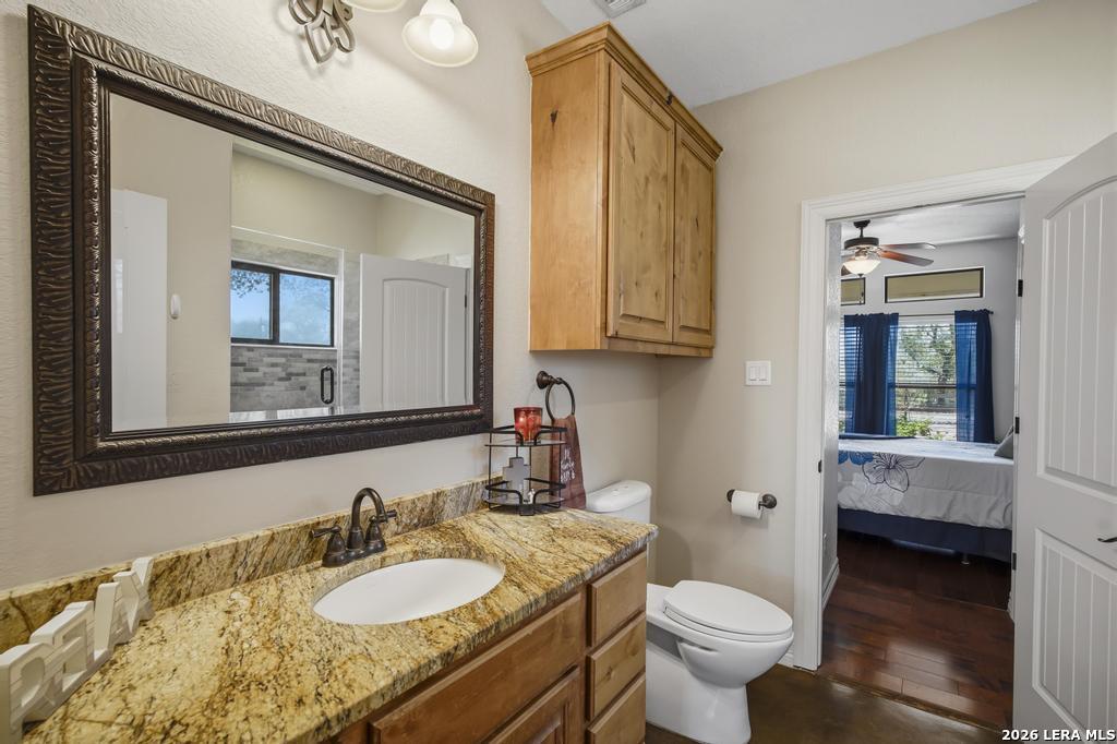 15 Post Oak Road La Vernia TX 78121