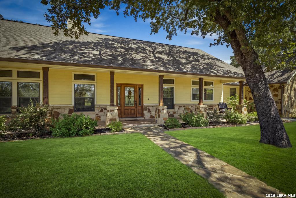 15 Post Oak Road La Vernia TX 78121