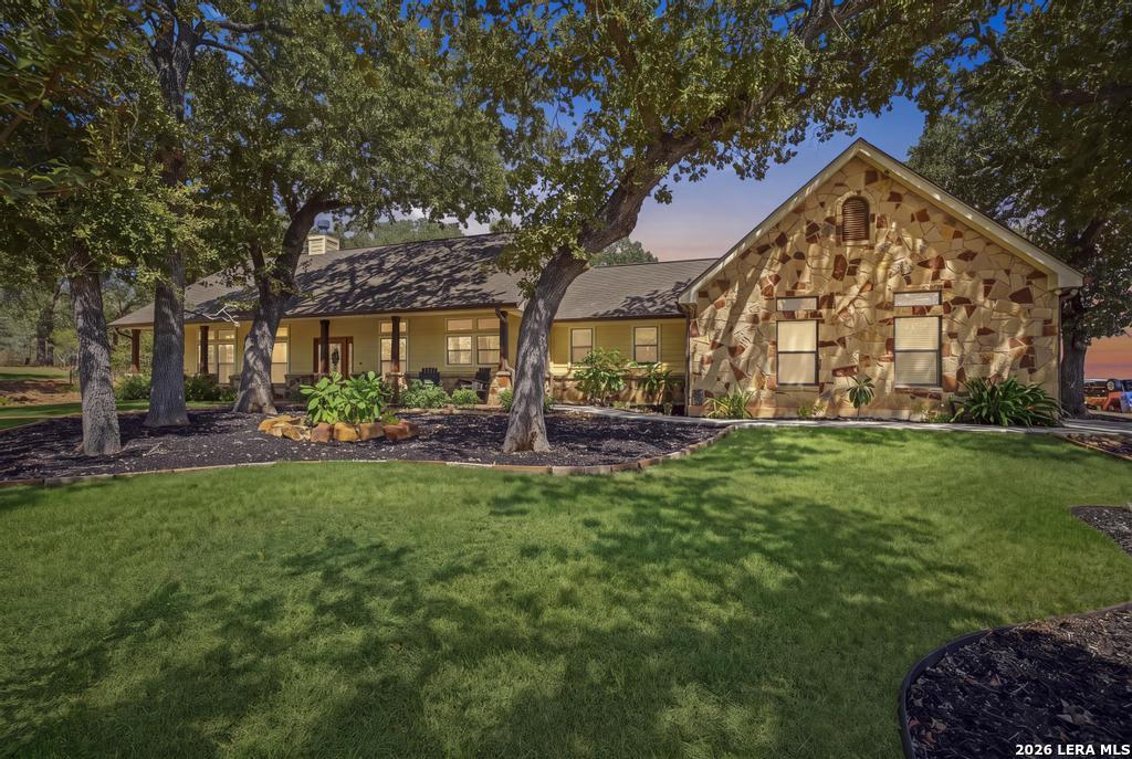 15 Post Oak Road La Vernia TX 78121