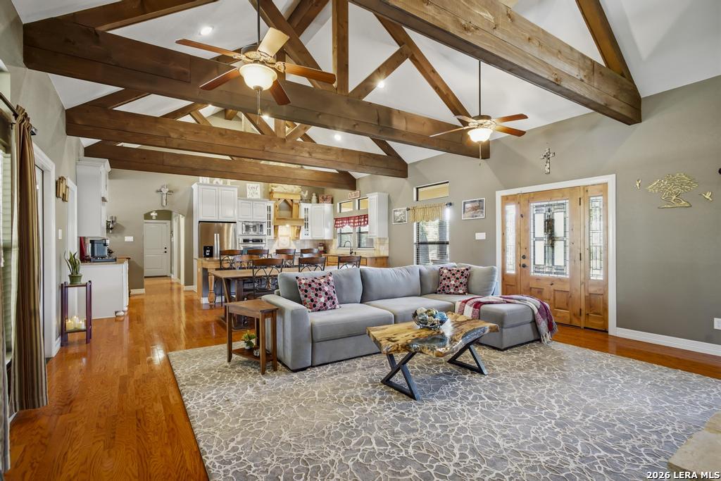 15 Post Oak Road La Vernia TX 78121