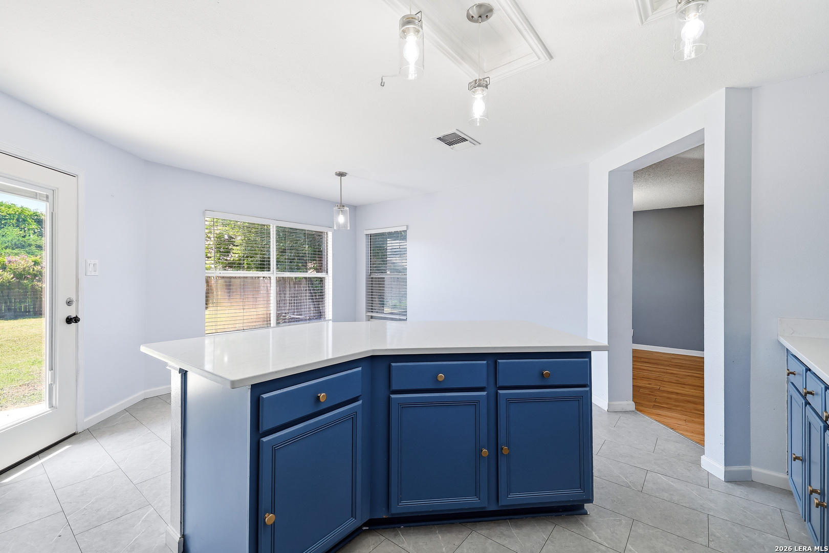 6318 Regency Wood San Antonio TX 78249