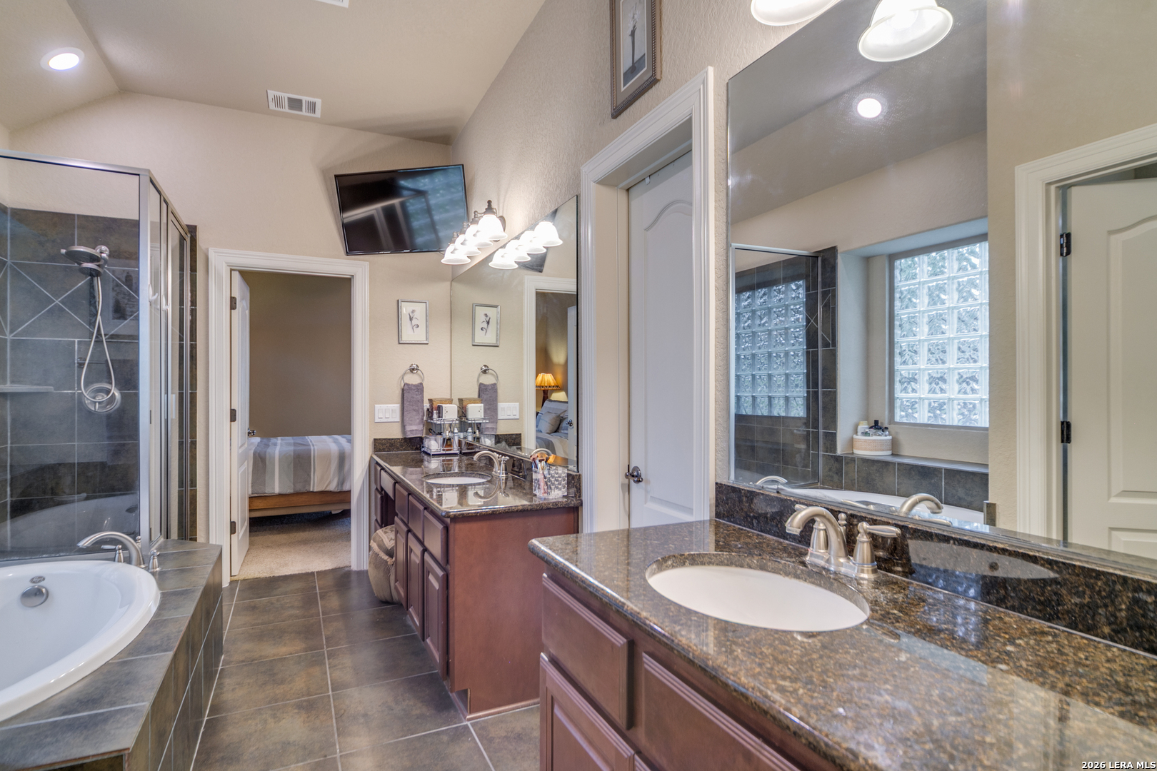 1123 Saddle Horse San Antonio TX 78260