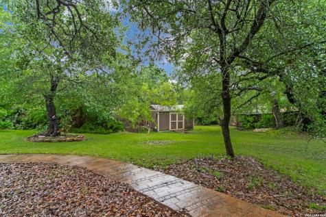 1123 Saddle Horse San Antonio TX 78260