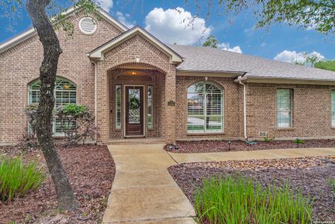 1123 Saddle Horse San Antonio TX 78260
