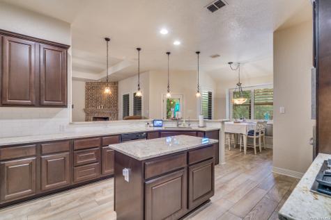 1123 Saddle Horse San Antonio TX 78260