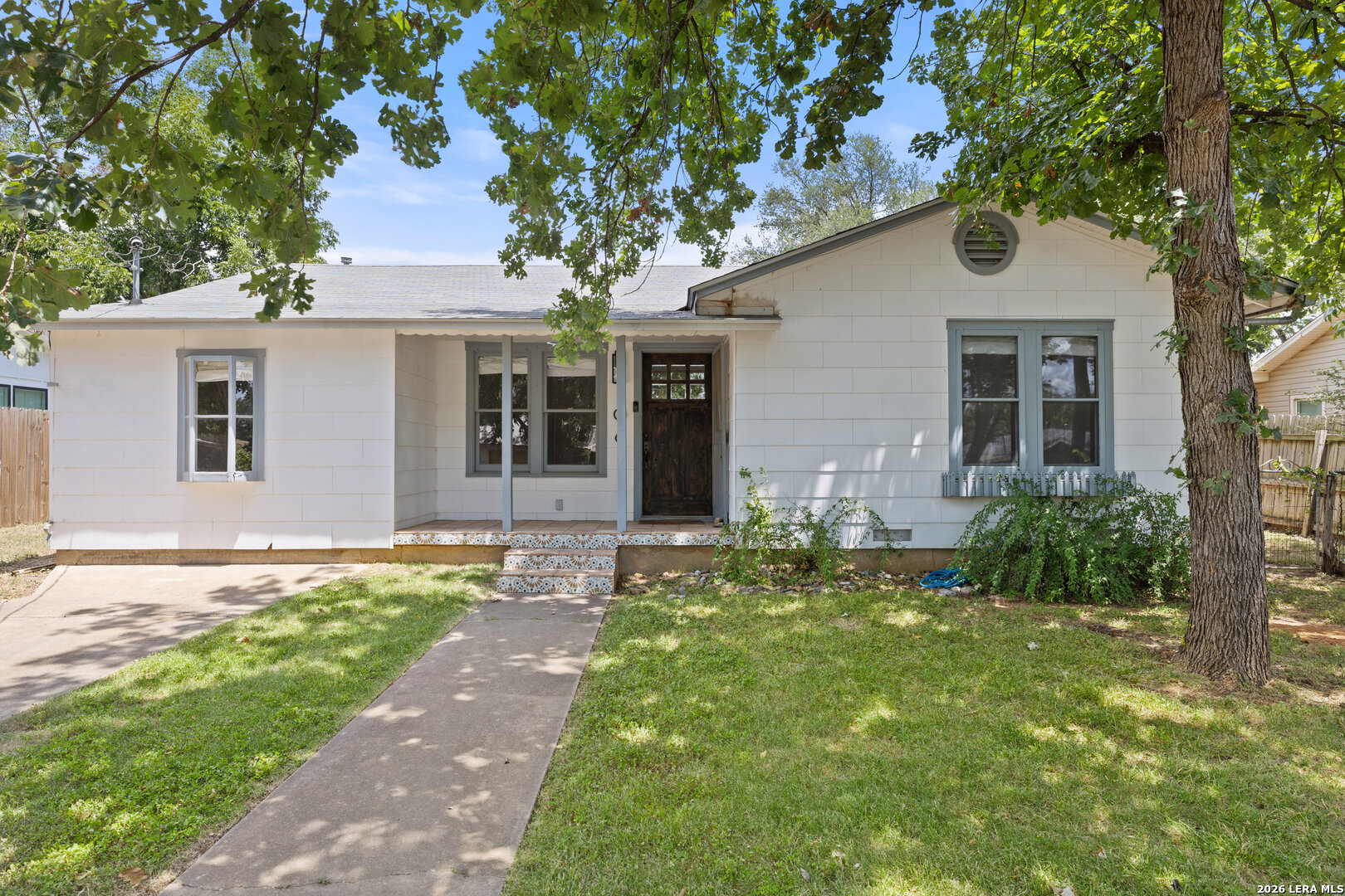106 W Mulberry Fredericksburg TX 78624