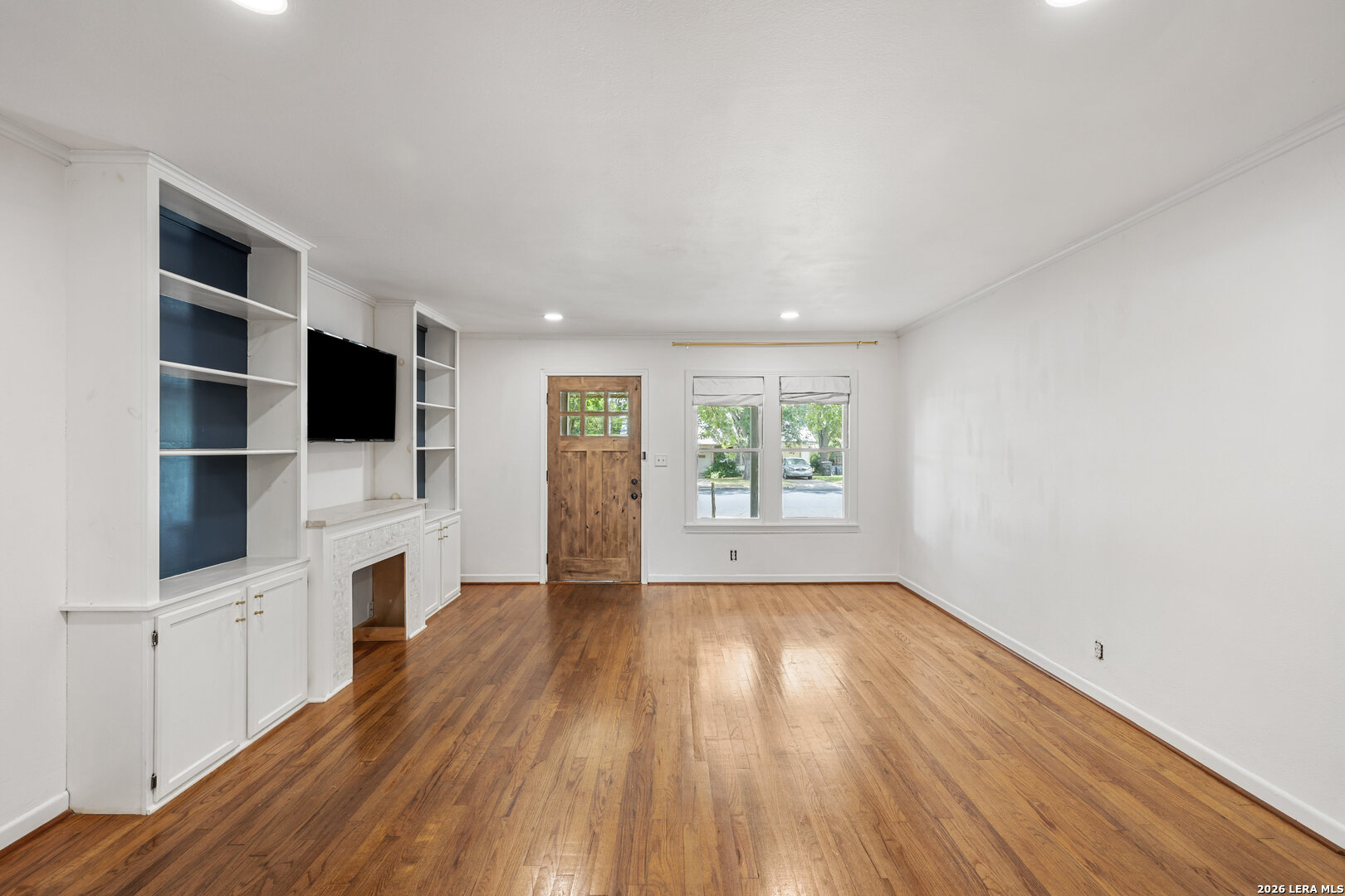 106 W Mulberry Fredericksburg TX 78624
