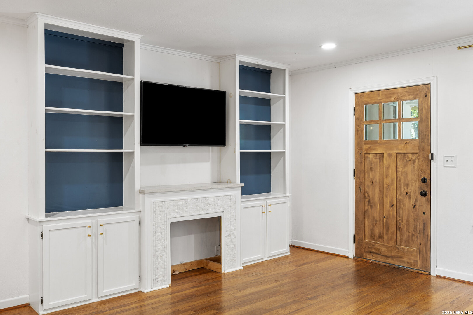 106 W Mulberry Fredericksburg TX 78624