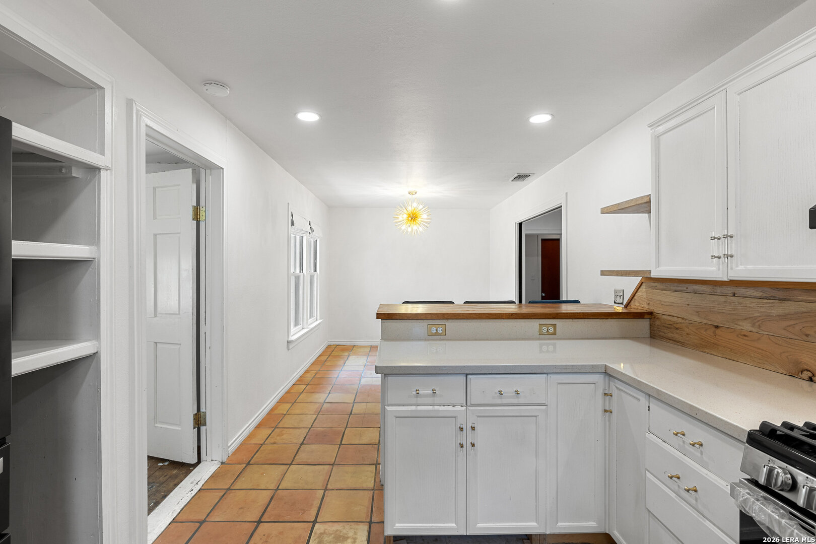106 W Mulberry Fredericksburg TX 78624