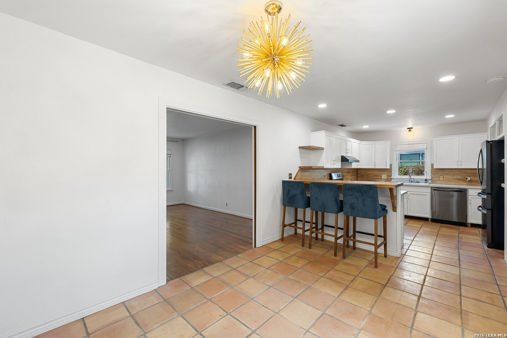 106 W Mulberry Fredericksburg TX 78624