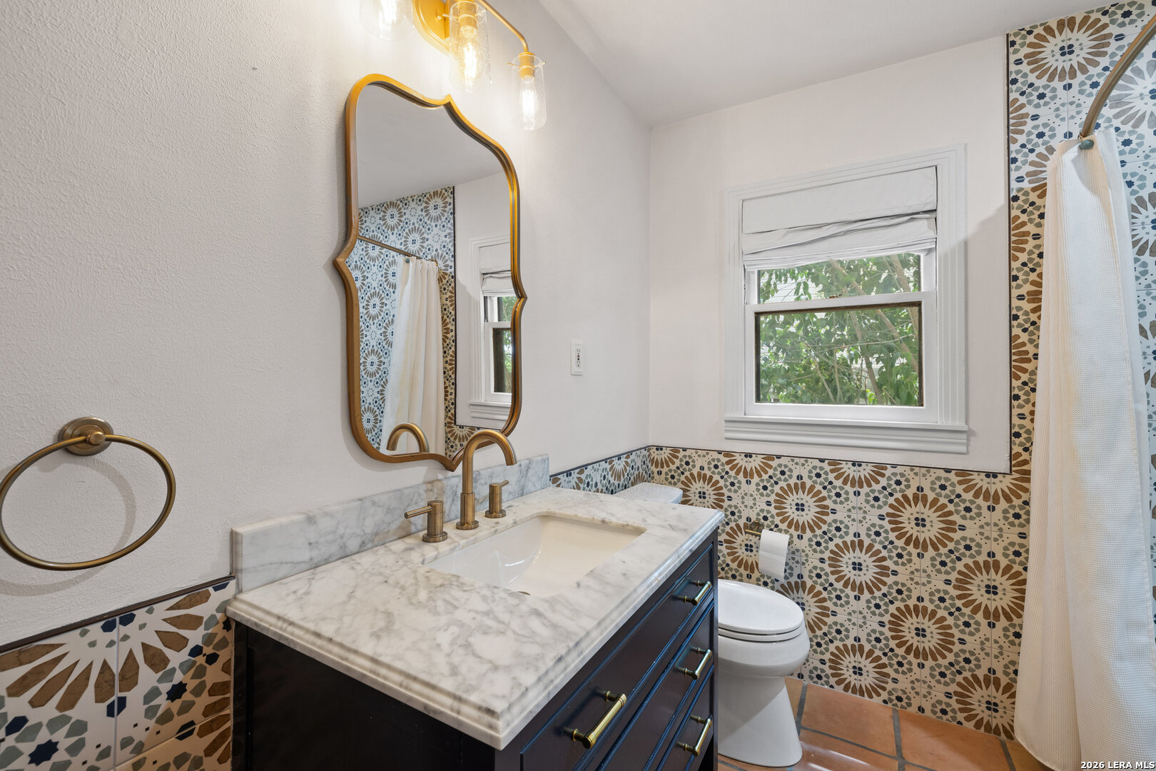 106 W Mulberry Fredericksburg TX 78624