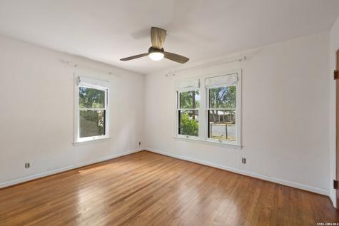 106 W Mulberry Fredericksburg TX 78624