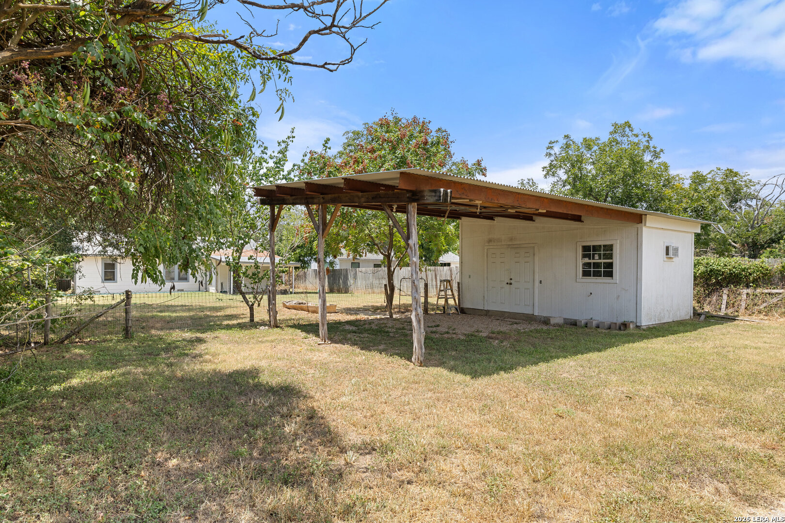 106 W Mulberry Fredericksburg TX 78624