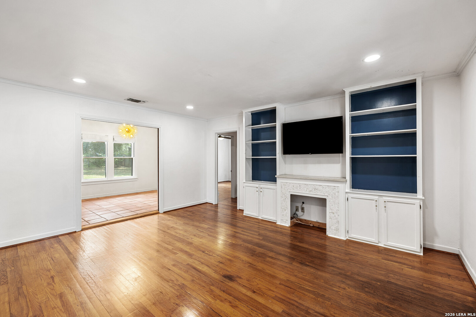 106 W Mulberry Fredericksburg TX 78624