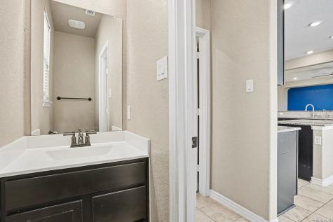 672 Valley Garden New Braunfels TX 78130