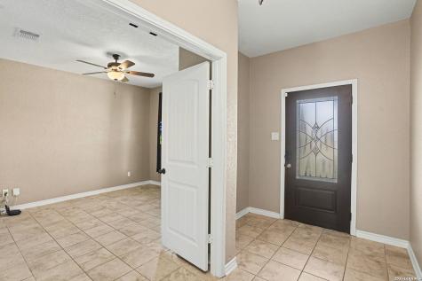 672 Valley Garden New Braunfels TX 78130