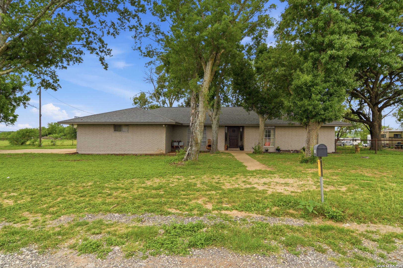 1195 Fm 471 N Castroville TX 78009