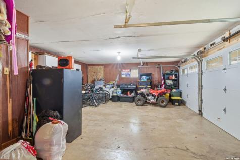 1195 Fm 471 N Castroville TX 78009