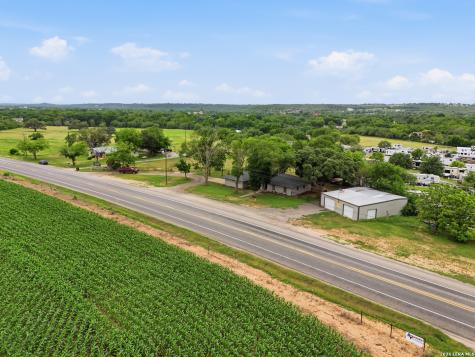 1195 Fm 471 N Castroville TX 78009