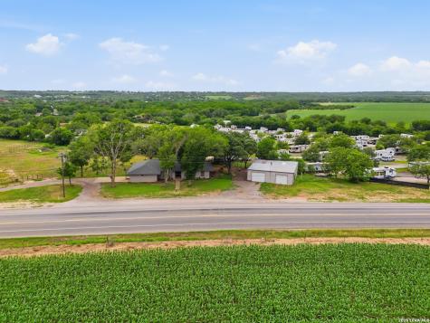 1195 Fm 471 N Castroville TX 78009