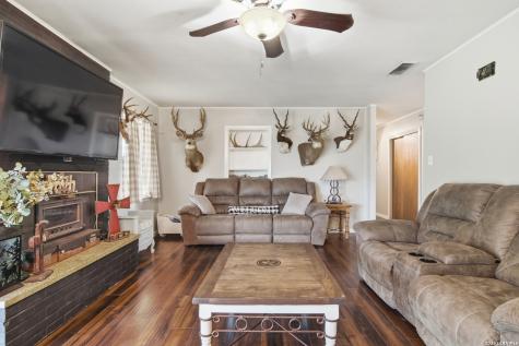 1195 Fm 471 N Castroville TX 78009