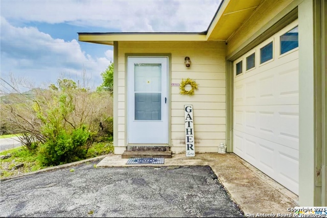 701 Luehlfing Drive Canyon Lake TX 78133