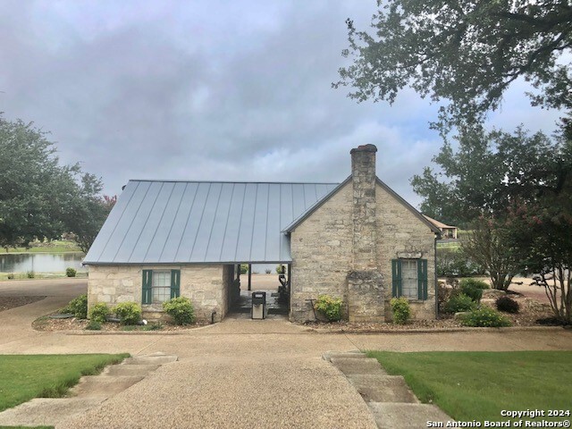 134 George Dolson Blanco TX 78606
