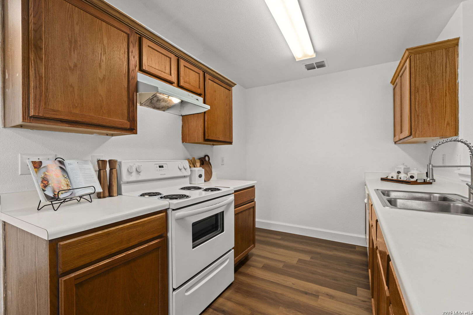 6706 Dragon Fire San Antonio TX 78242