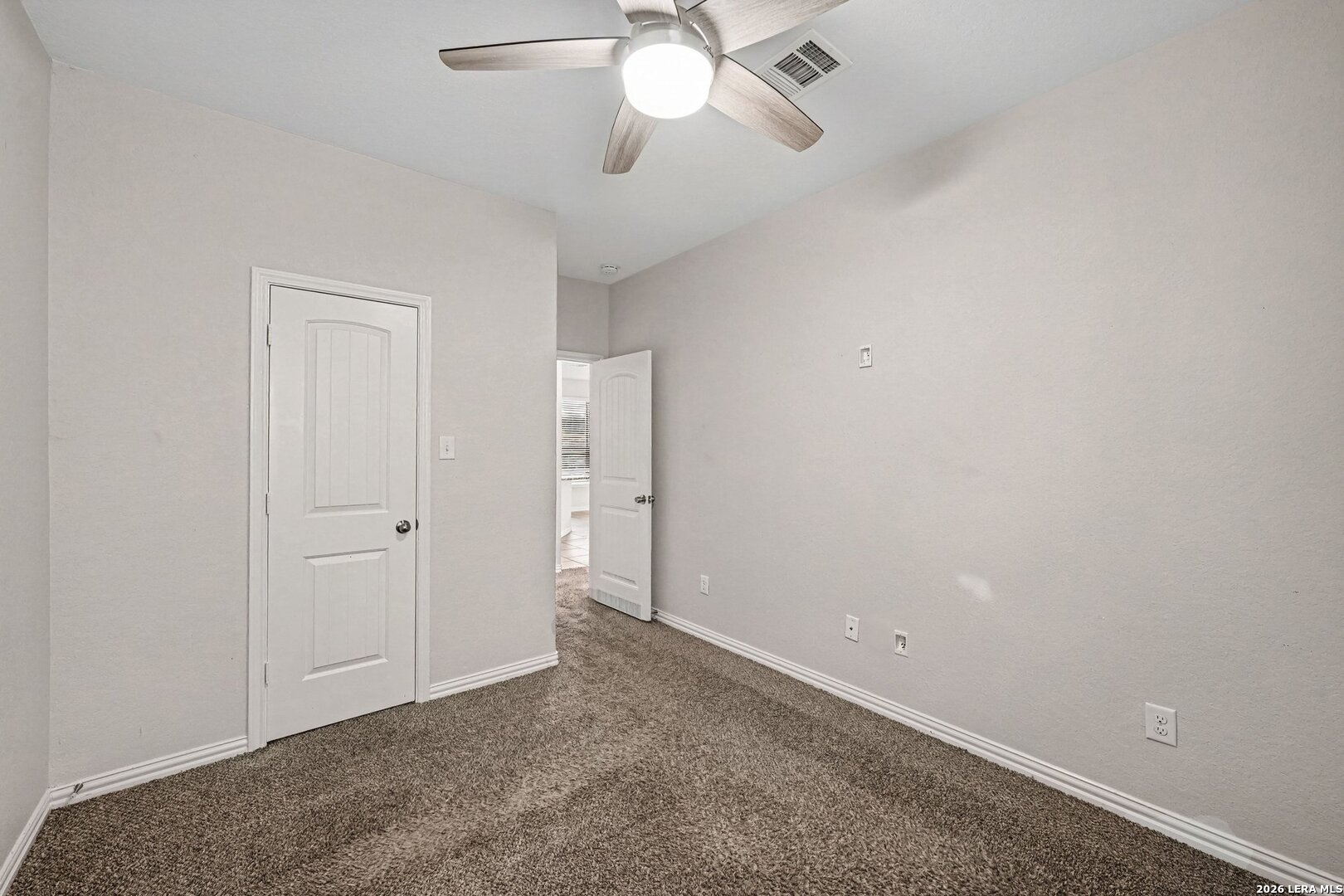6043 Akin Song San Antonio TX 78261