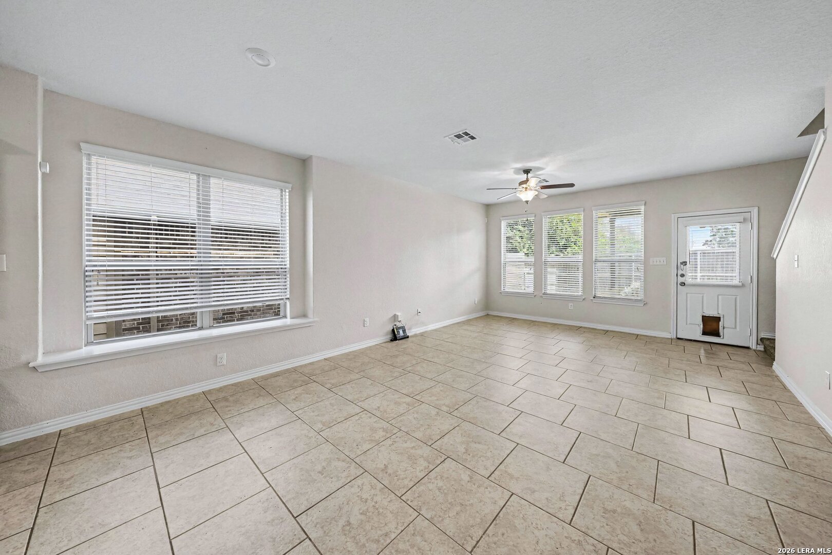 6043 Akin Song San Antonio TX 78261