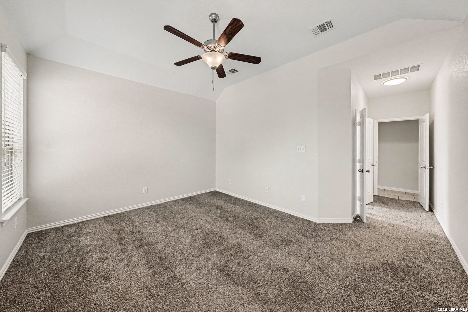 6043 Akin Song San Antonio TX 78261