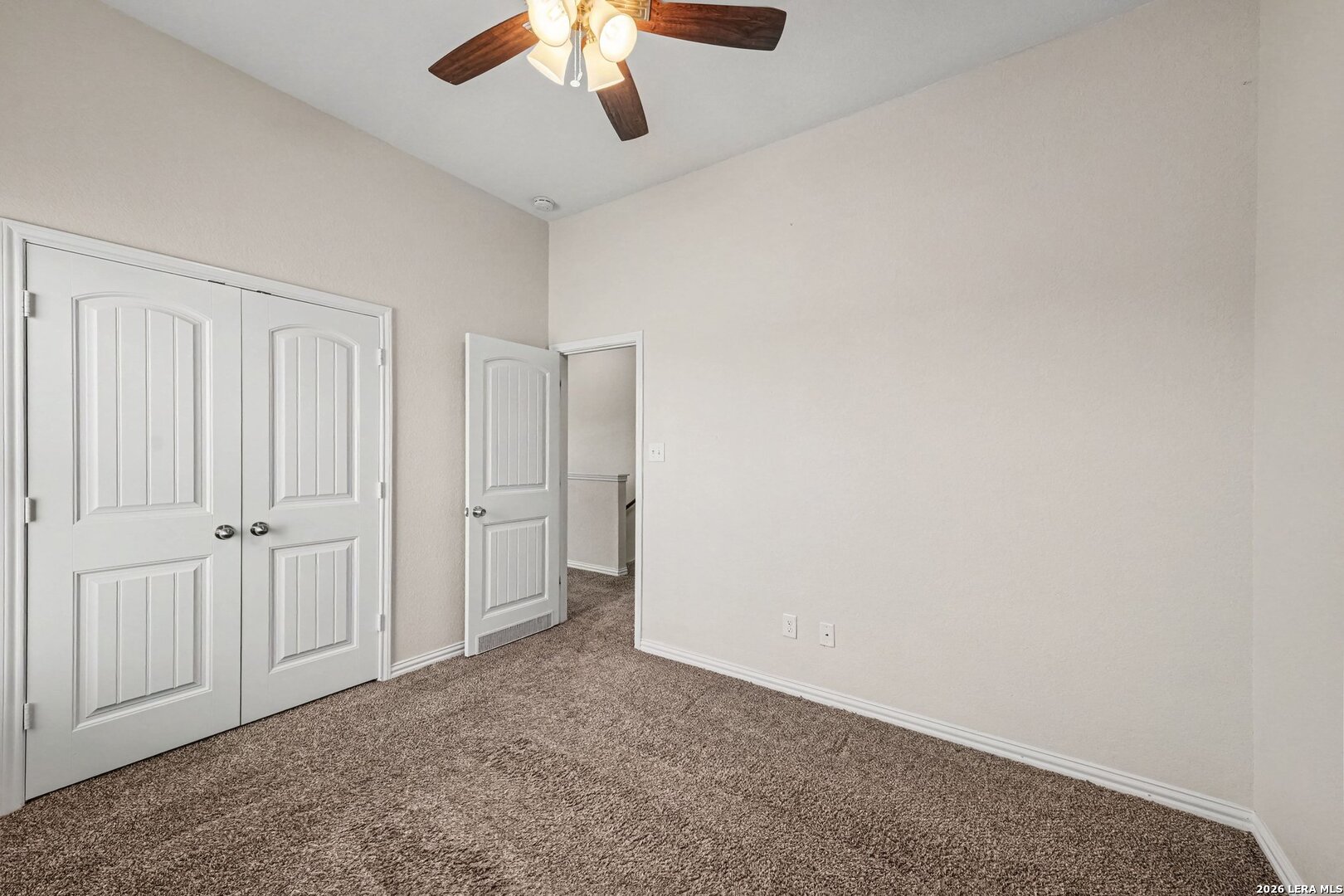 6043 Akin Song San Antonio TX 78261