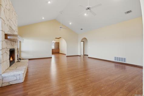 2886 Colleen Drive Canyon Lake TX 78133