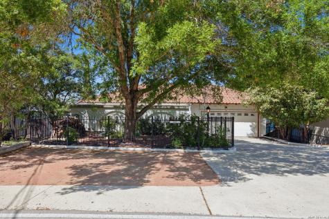 2886 Colleen Drive Canyon Lake TX 78133